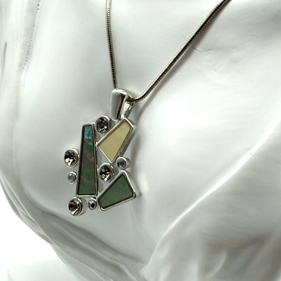 Lia Sophia Pendant Necklace Abstract Mother of Pearl Crystal Silver Tone Signed - Picture 5 of 14